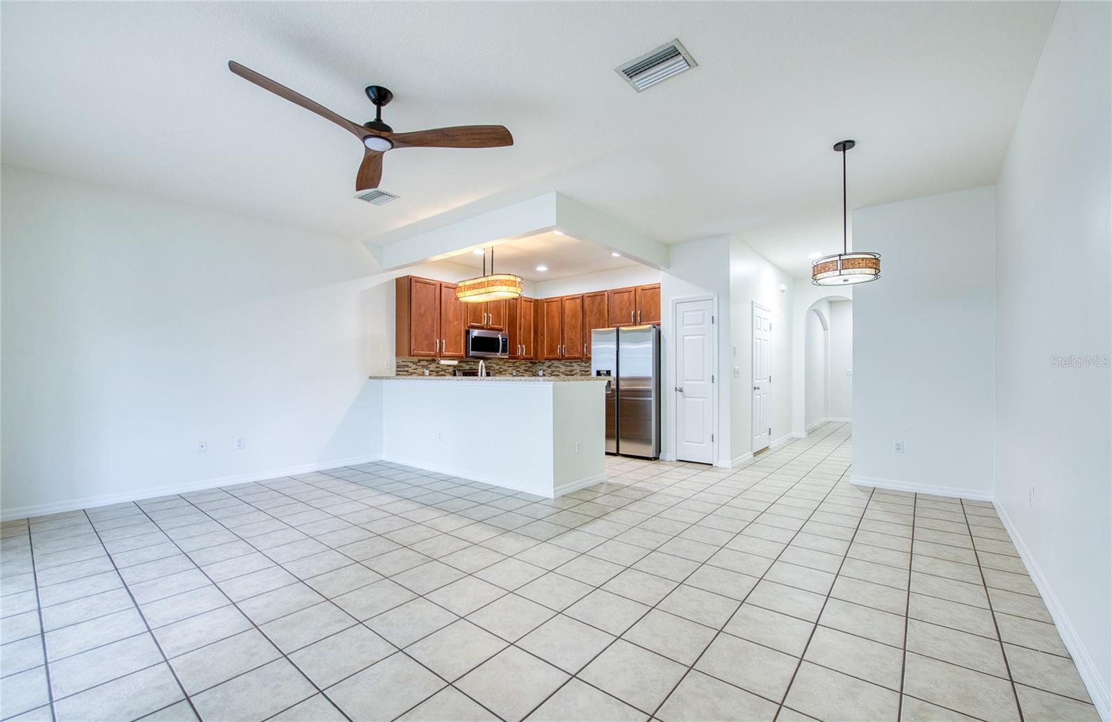 SAWGRASS VILLAGE - Residential Lease