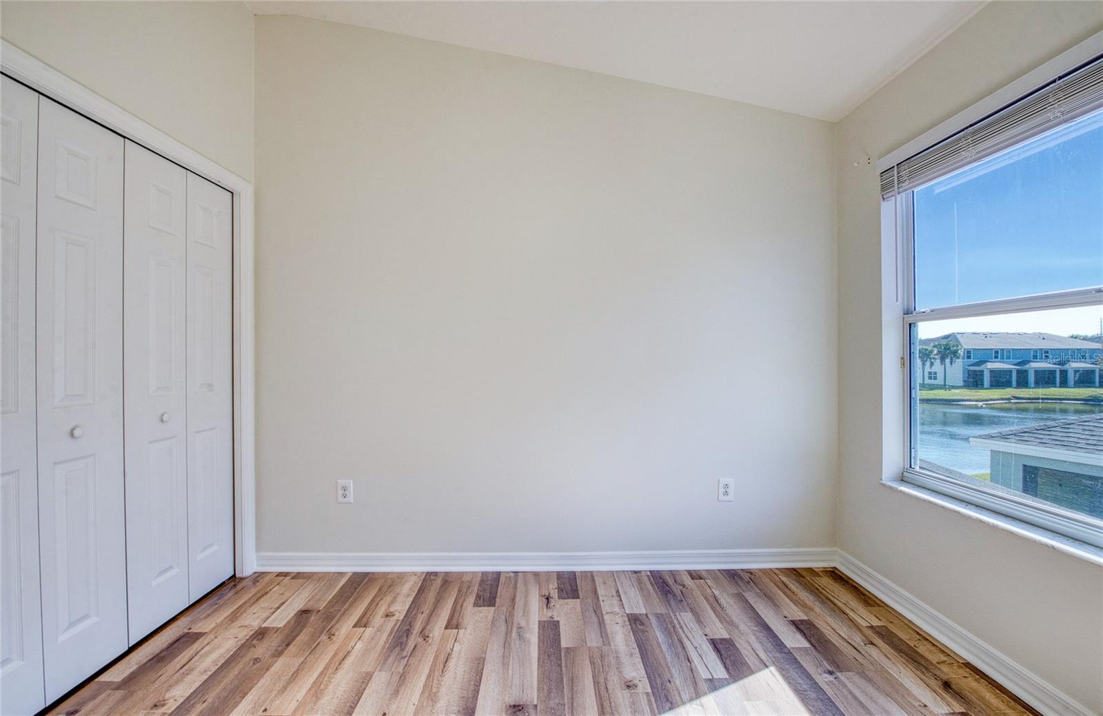 SAWGRASS VILLAGE - Residential Lease