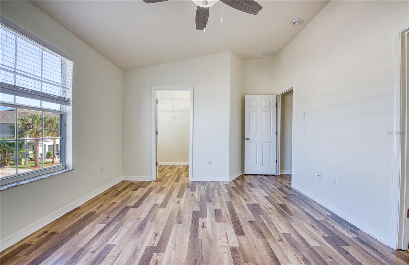 SAWGRASS VILLAGE - Residential Lease