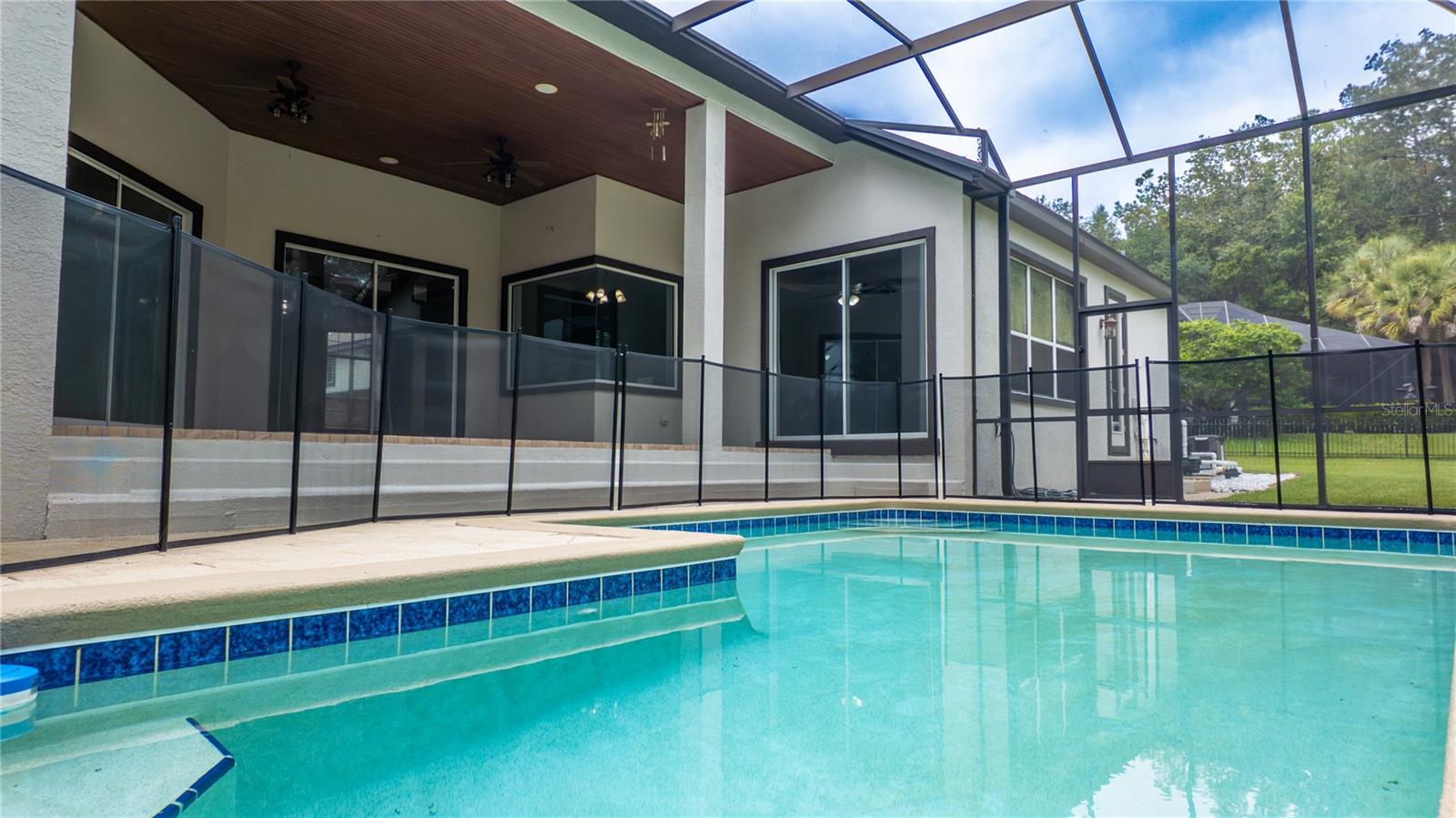 BELLECHASE LAURELS - Residential Lease