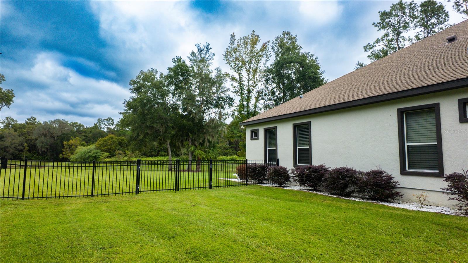 BELLECHASE LAURELS - Residential Lease