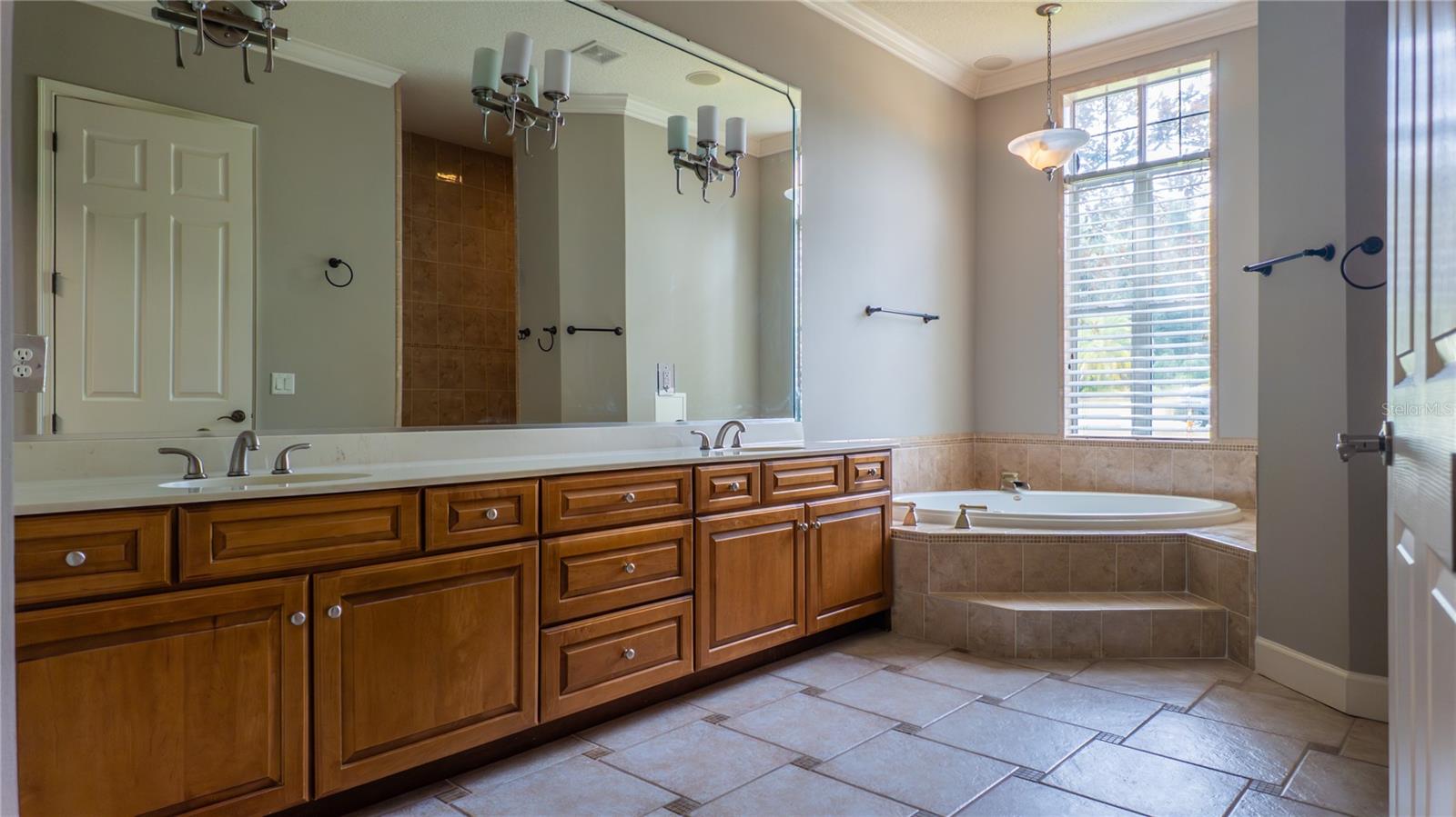 BELLECHASE LAURELS - Residential Lease