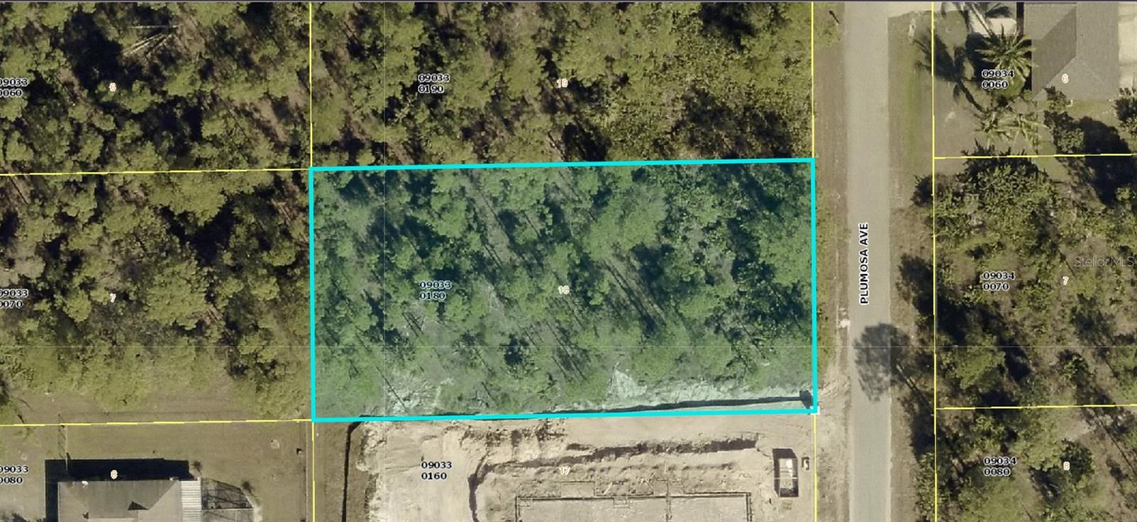 Ask about SELLER FINANCING options. Build your dream home on this spacious half-acre residential lot in the rapidly growing community of Lehigh Acres, Florida. Located on a quiet, paved street with established homes nearby, this oversized lot offers the perfect blend of privacy and accessibility.
Enjoy peaceful living with plenty of room for a large home, pool, garage, or garden. Just a short drive to shopping, dining, schools, golf courses, and parks. Convenient access to SR-82 and I-75 makes commuting to Fort Myers, beaches, and Southwest Florida International Airport easy.
Whether you're ready to build now or invest for the future, this property is a great opportunity in one of Lee County’s most desirable growth areas. Contact us today to secure your piece of paradise!