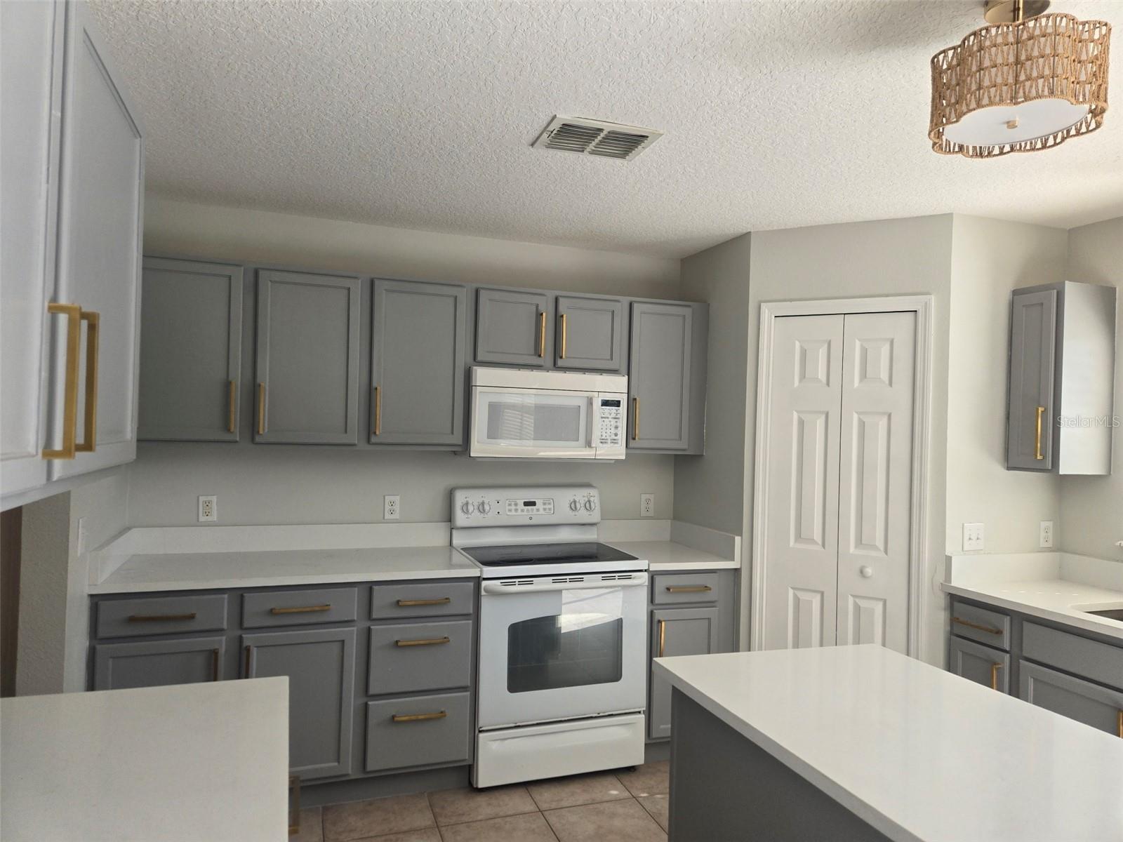 TURNBERRY RESERVE UNIT 1 - Residential