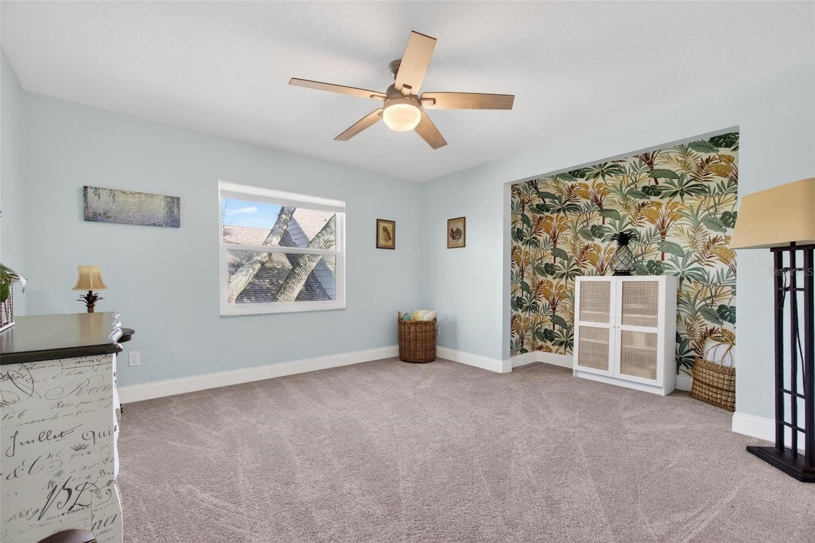 CHATEAUX WOODS CONDO - Residential