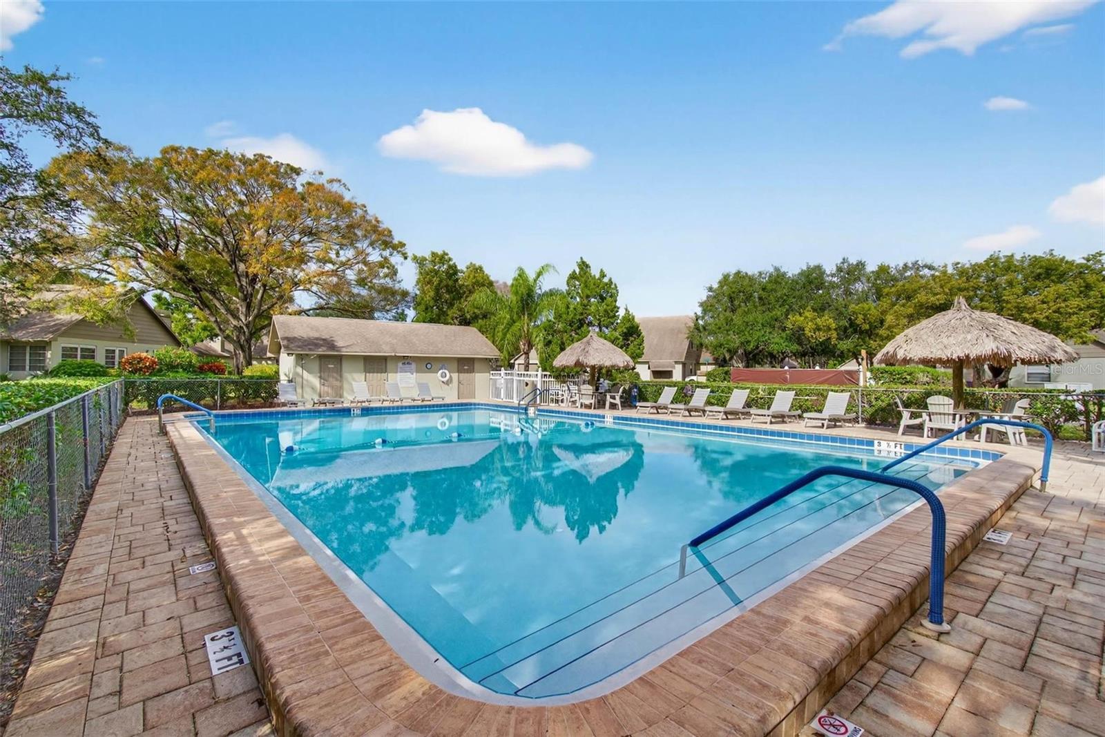 CHATEAUX WOODS CONDO - Residential