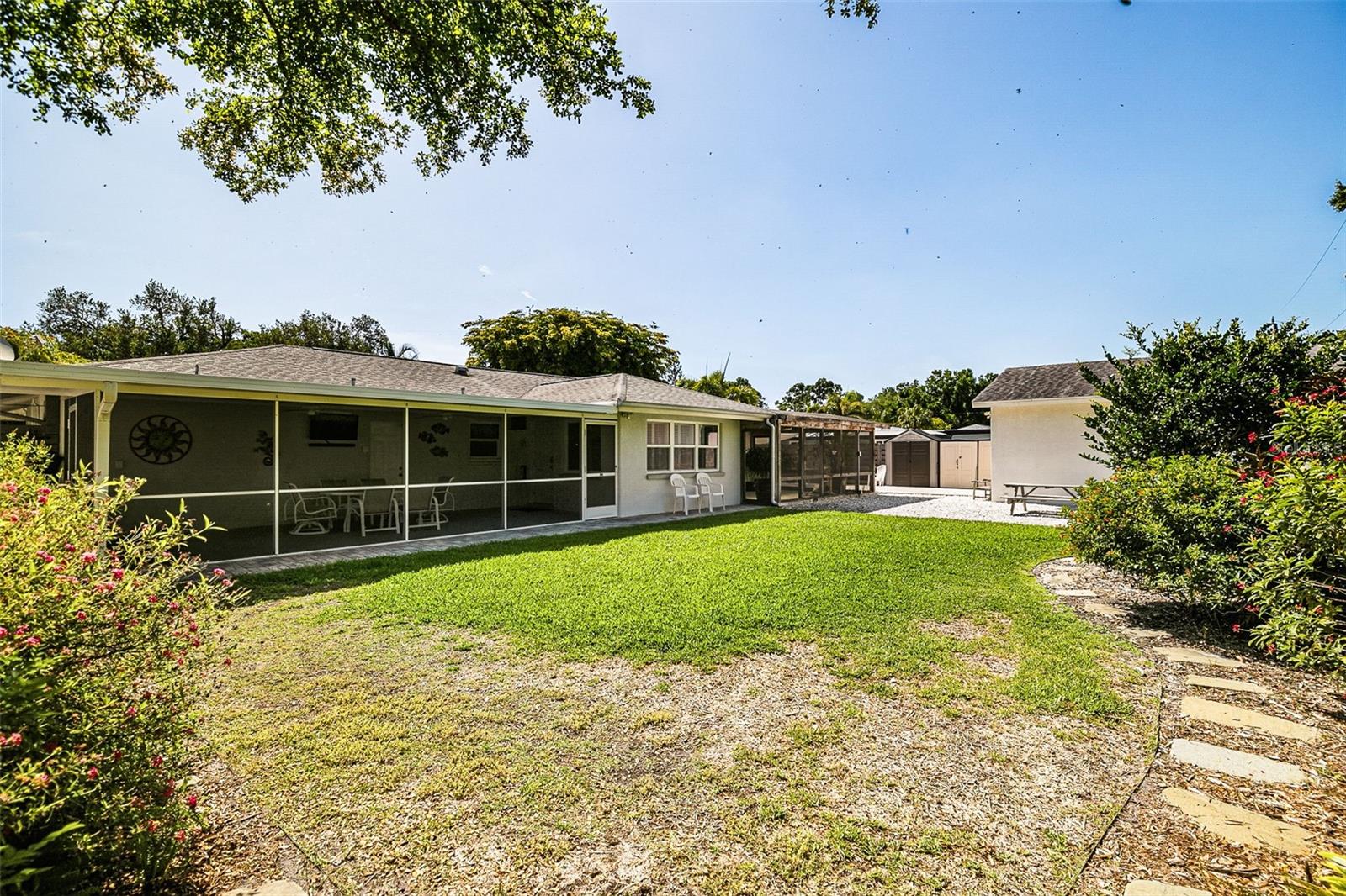 SOUTH GATE - Residential