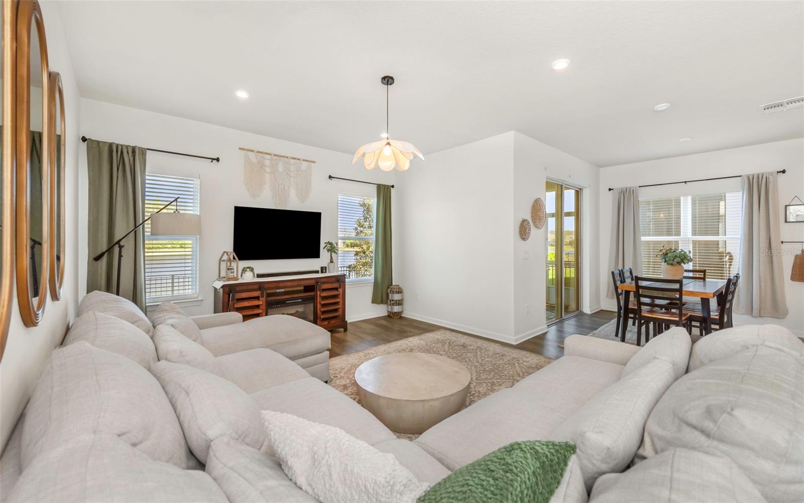 ASTURIA PH 5 - Residential