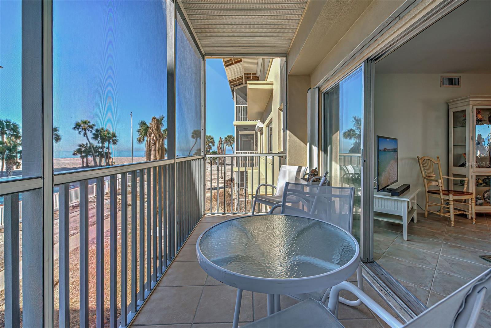 CHATEAUGAY - Residential