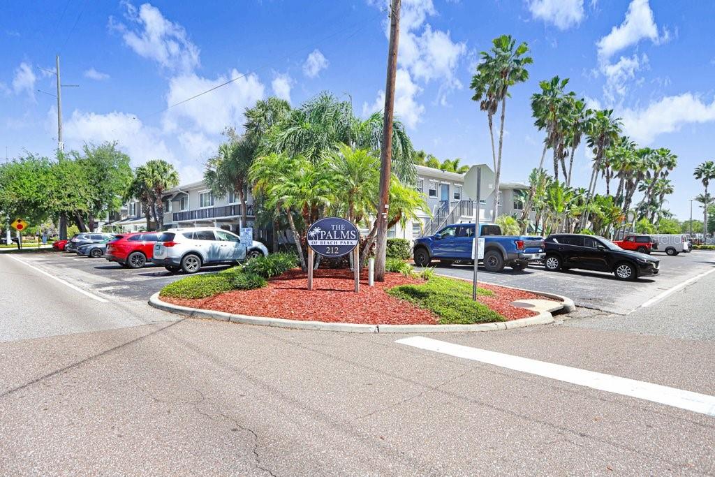 PALMS OF BEACH PARK A CONDOMIN - Residential