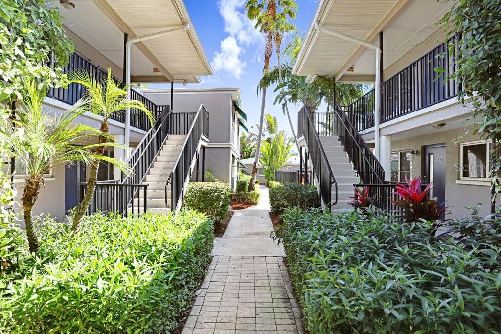 PALMS OF BEACH PARK A CONDOMIN - Residential