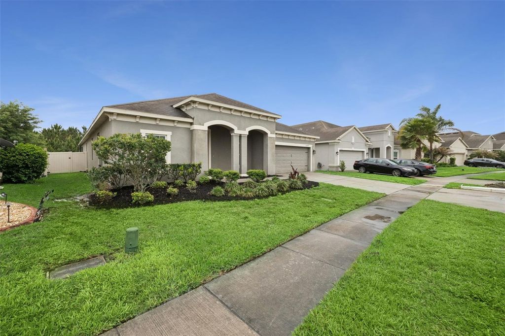 Photo of 12397 Stone Bark Trail, Orlando, FL 32824 (MLS # O6397426)