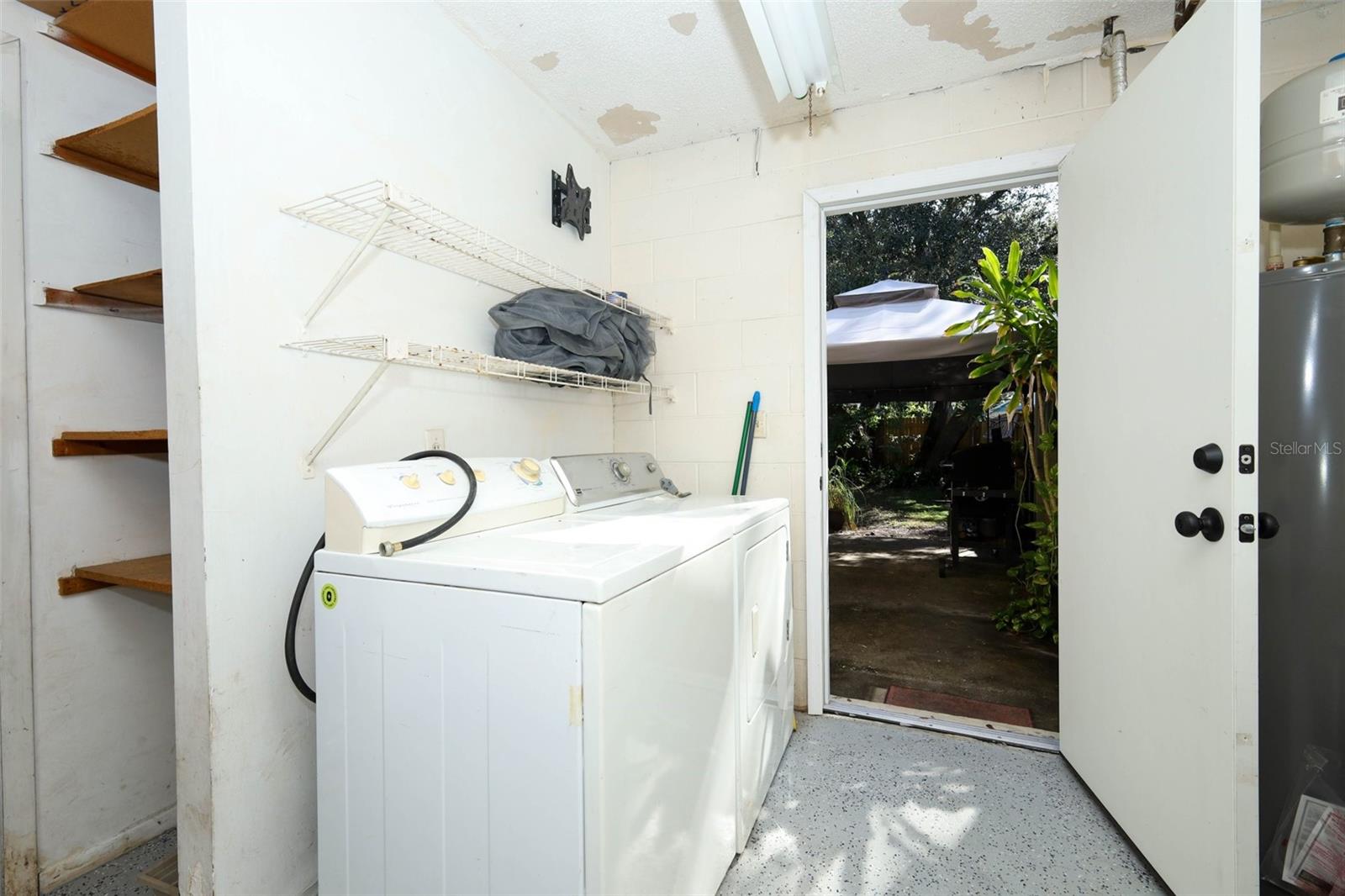 HIDDEN LAKE VILLAS PH 3 - Residential