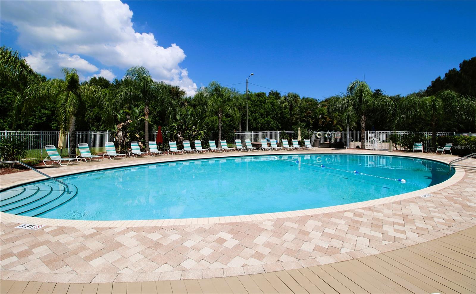 WAVE THE CONDO - Residential Lease