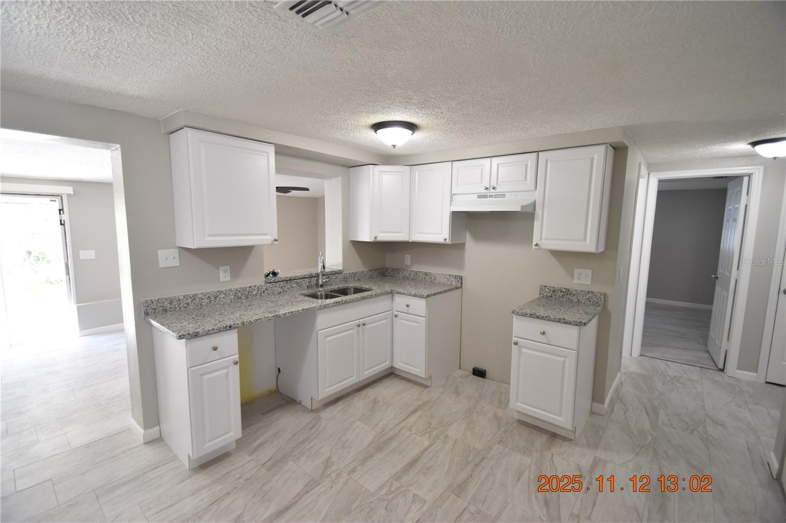 GRAND VIEW PARK ESTATES - Residential Lease