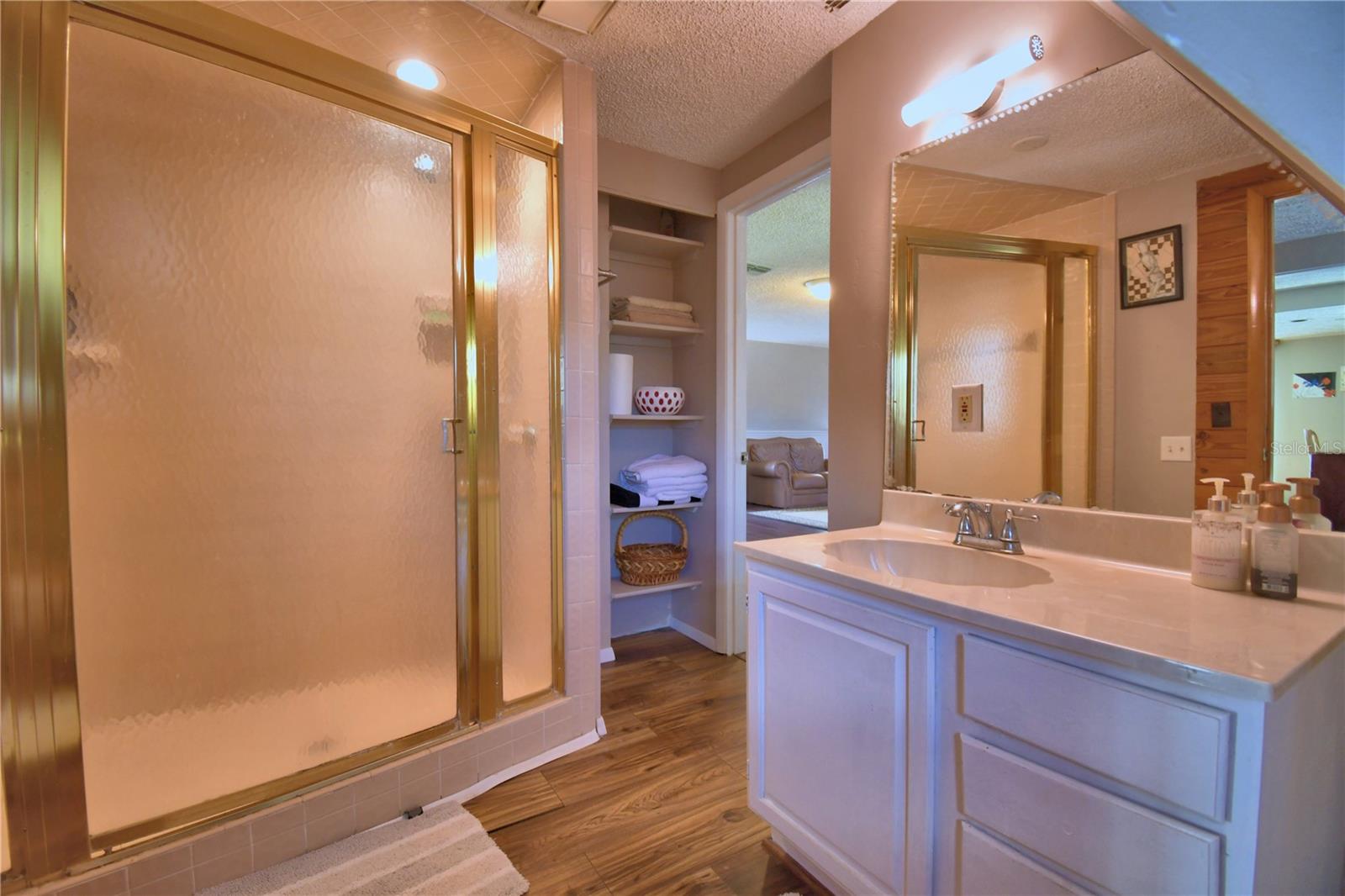 SHORE ACRES LAKE BONNY ADD - Residential