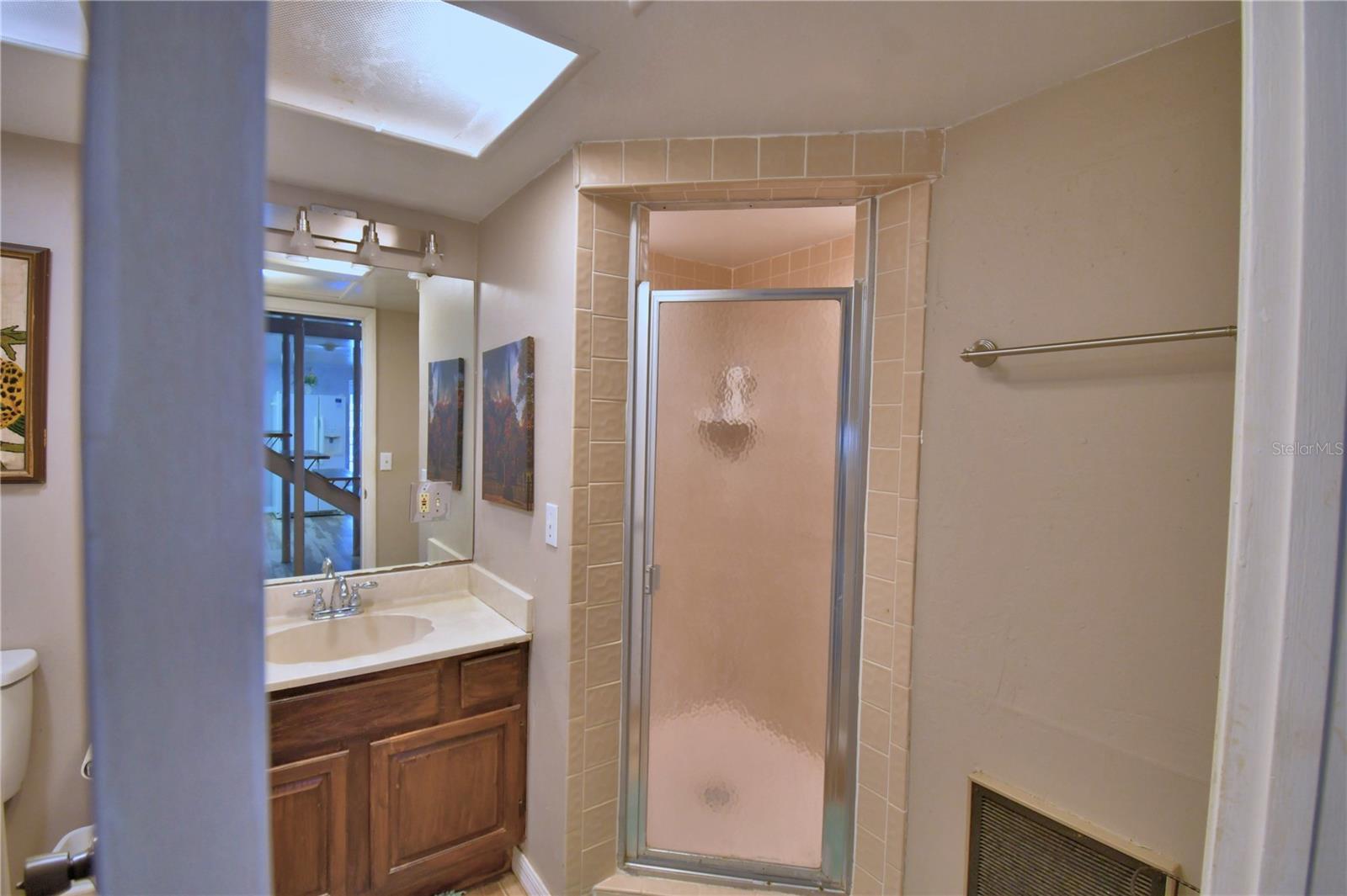 SHORE ACRES LAKE BONNY ADD - Residential