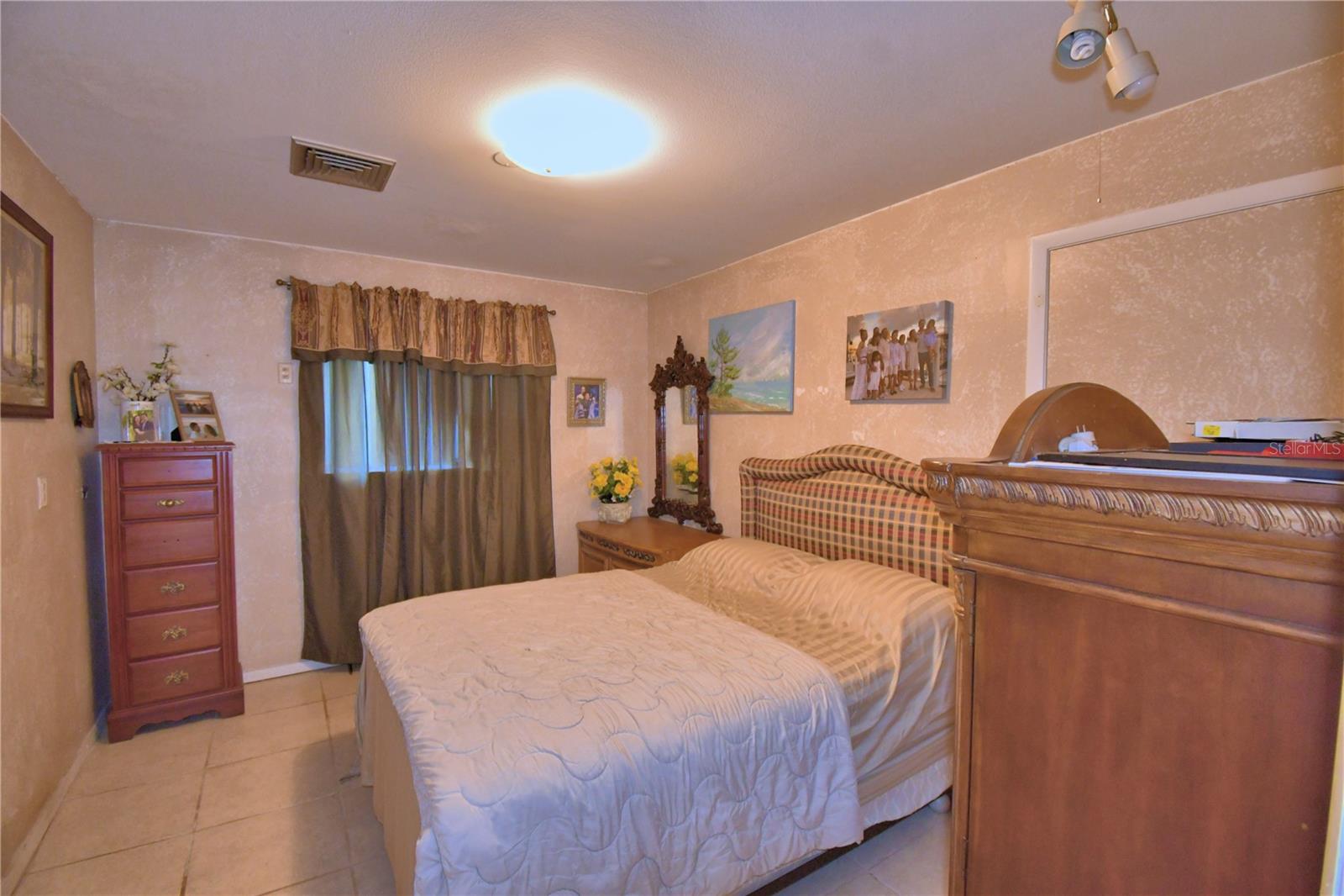 SHORE ACRES LAKE BONNY ADD - Residential