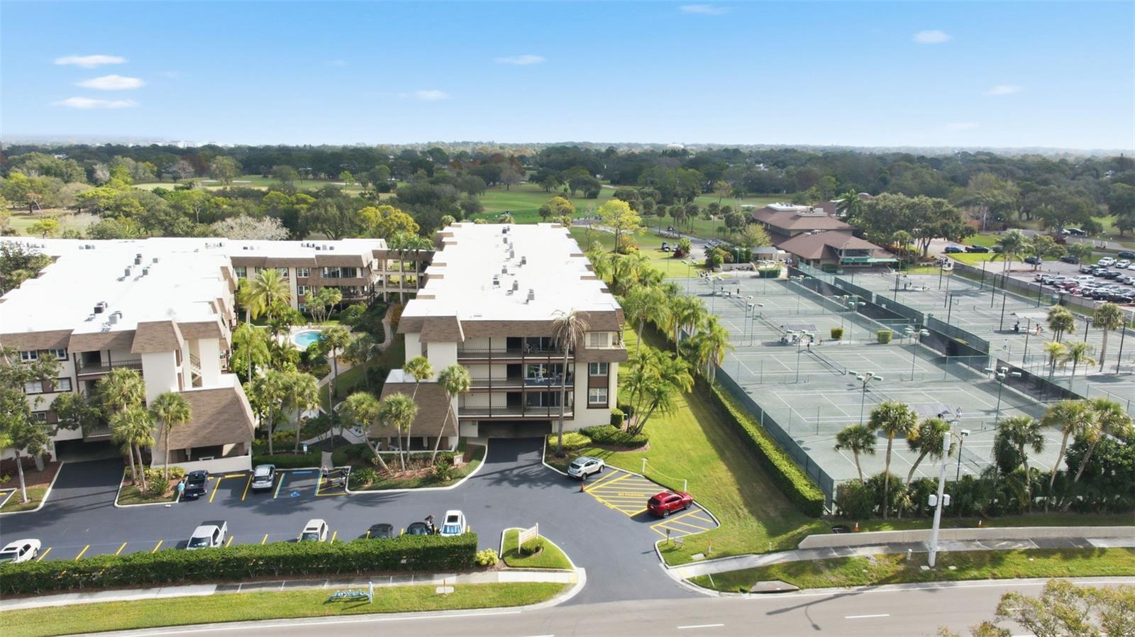 BRYNNWOOD CONDO 1 - Residential