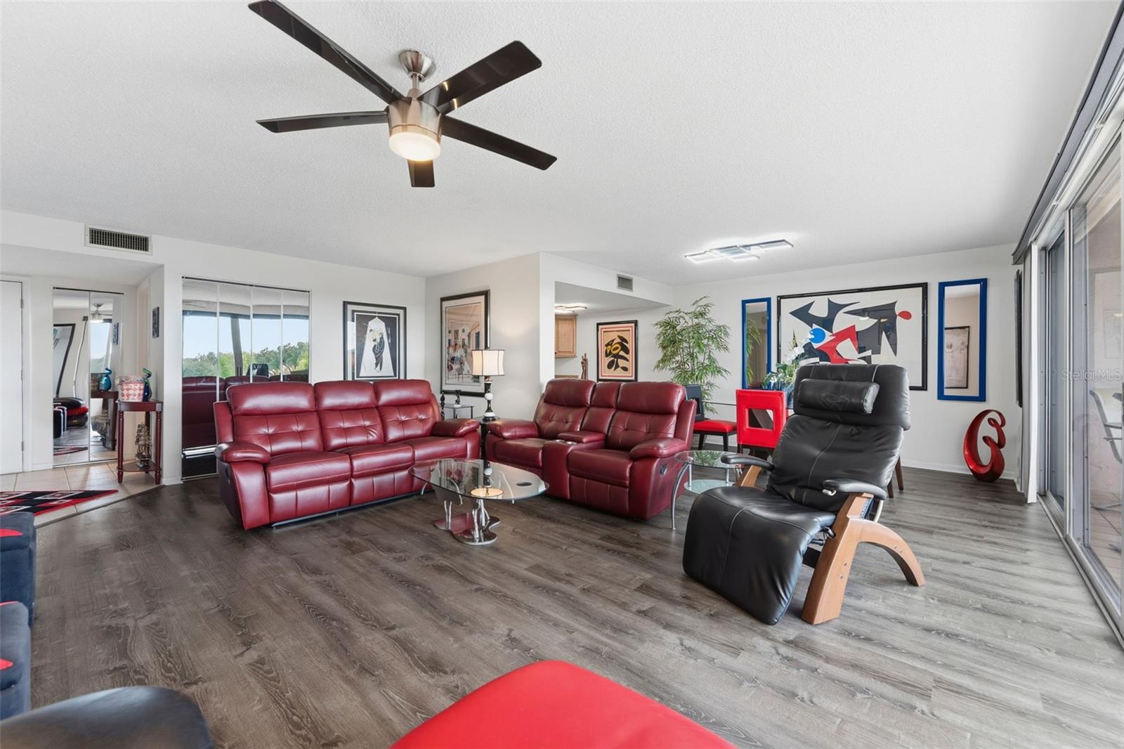 BRYNNWOOD CONDO 1 - Residential