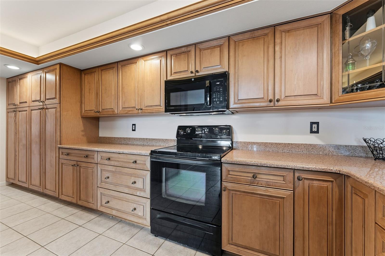 BRYNNWOOD CONDO 1 - Residential