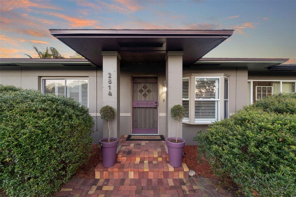 Photo of 2814 47th Street S, Gulfport, FL 33711 (MLS # TB8457077)