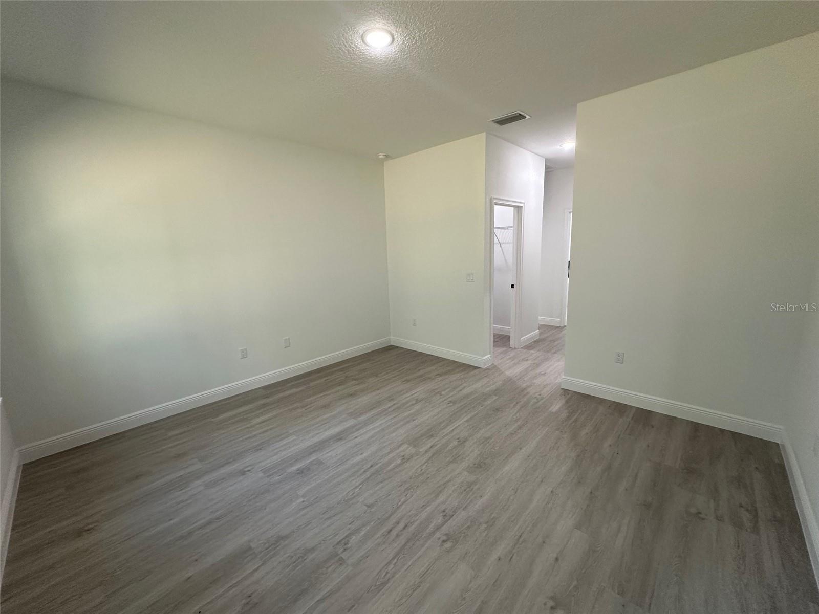 CITRUS SPGS UNIT 27 - Residential