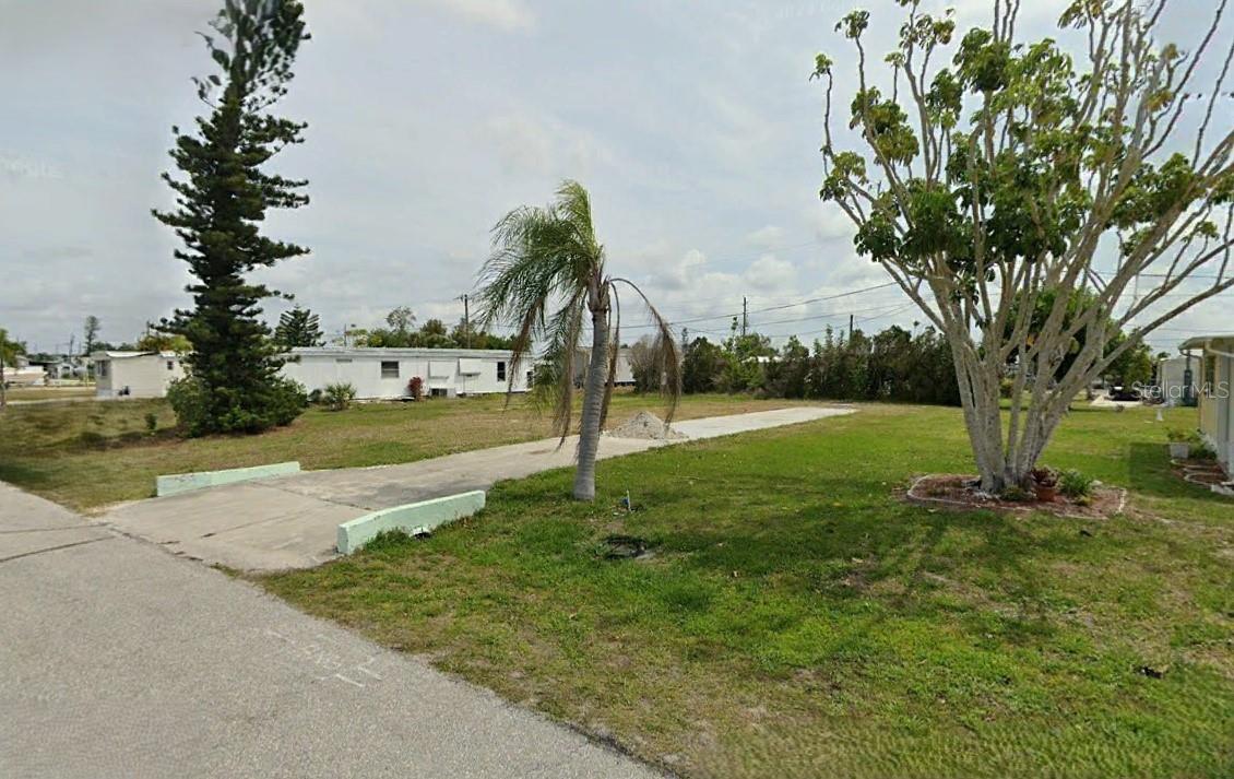 HOLIDAY MOB ESTATES 2ND ADD - Land