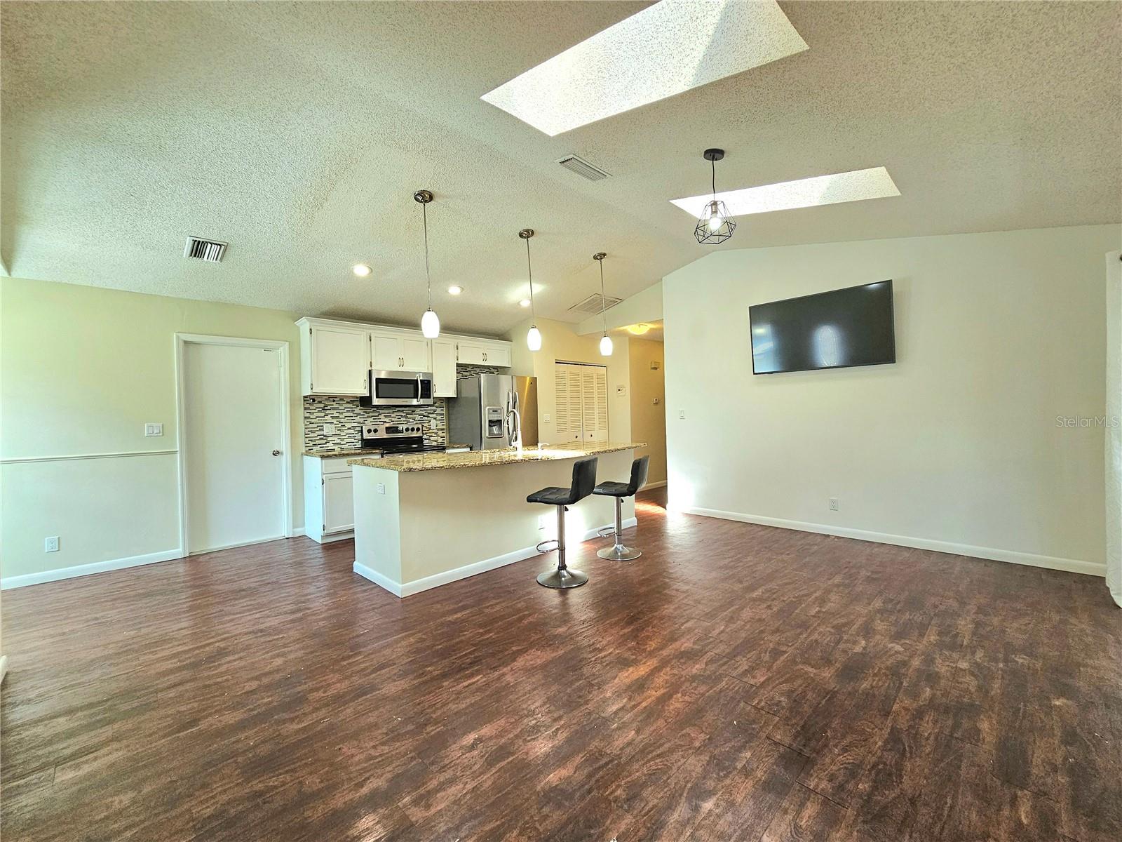 STACEY ACRES - Residential