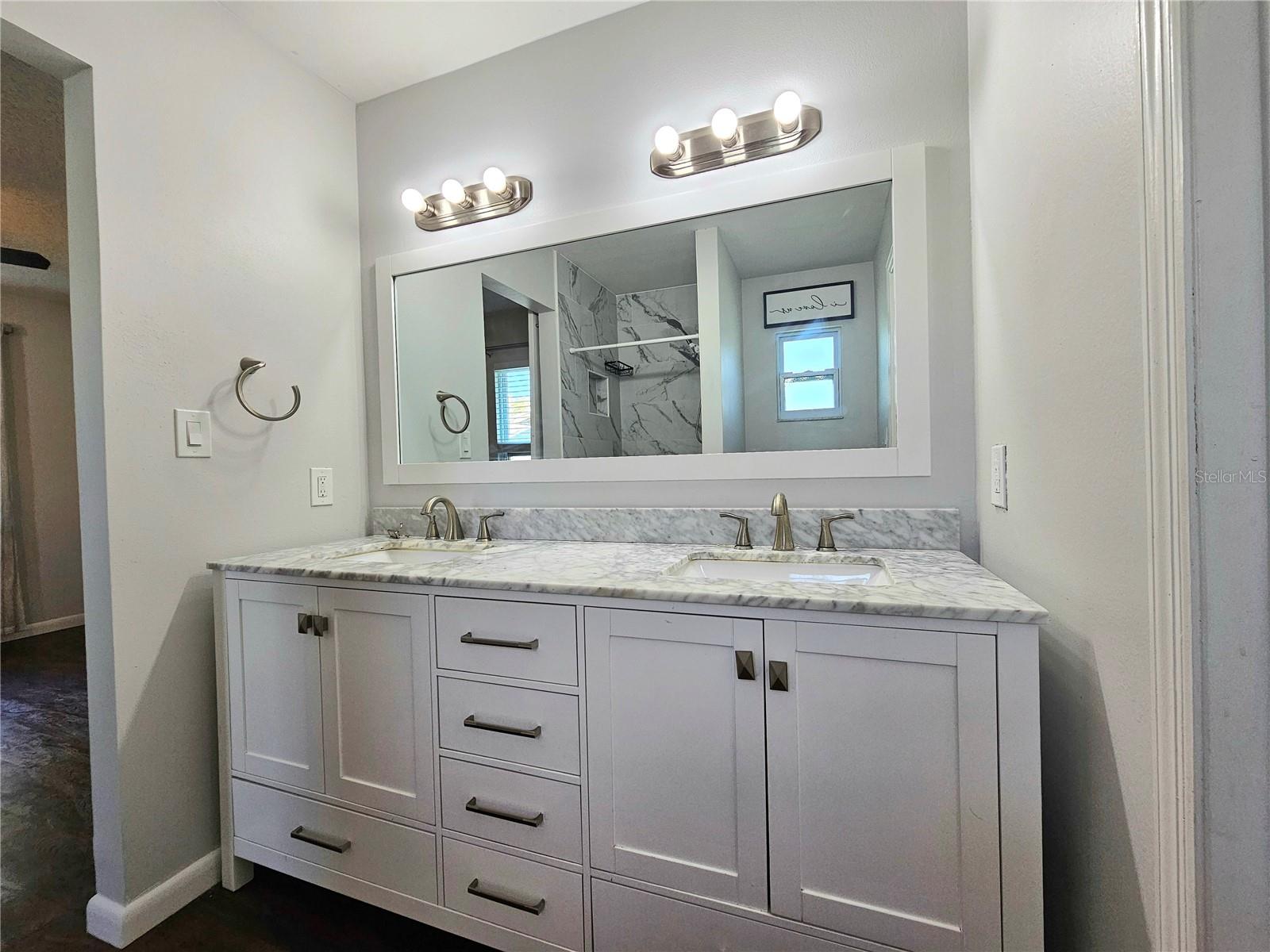 STACEY ACRES - Residential