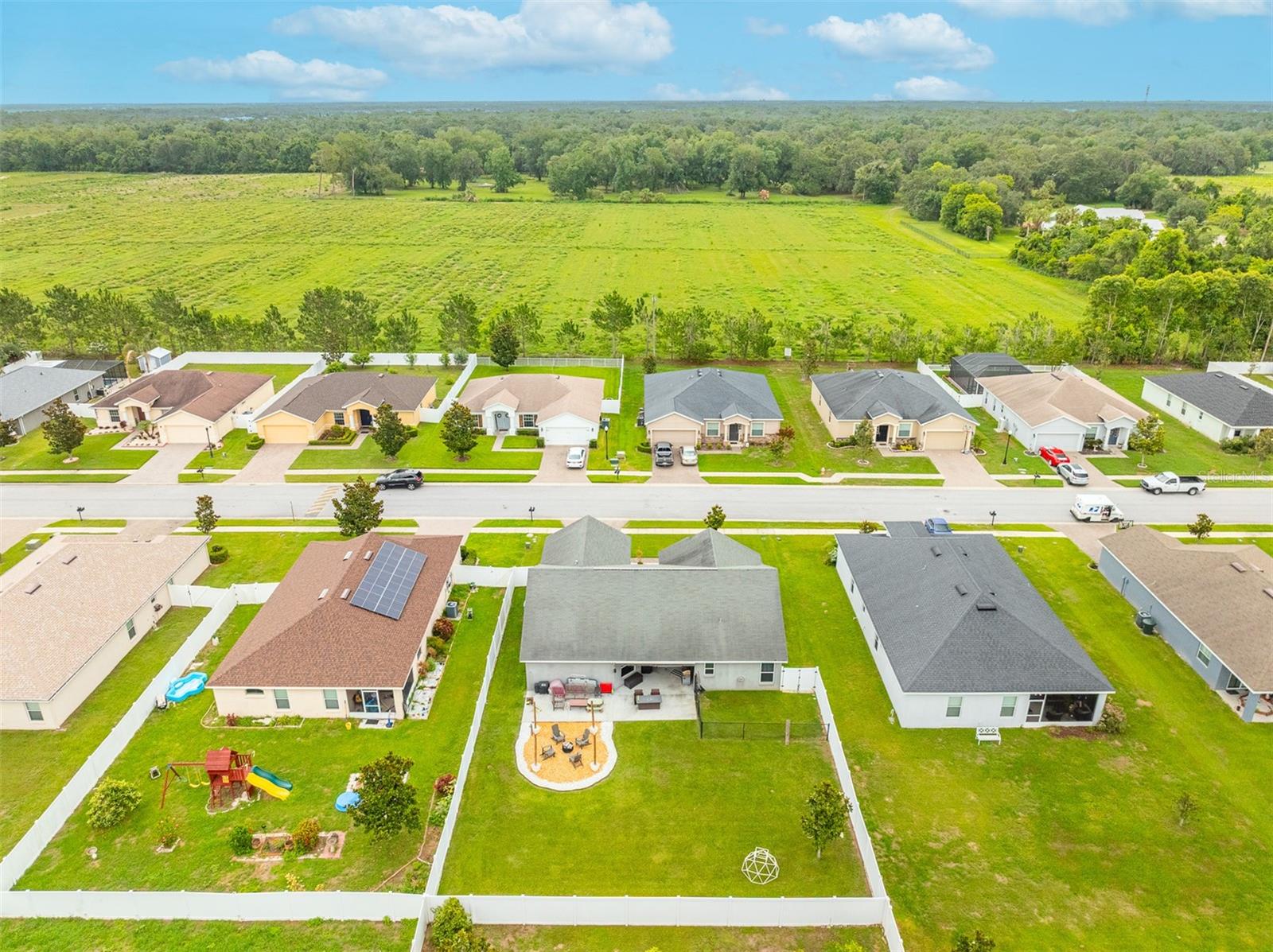 2053 CHARLESTON LANE