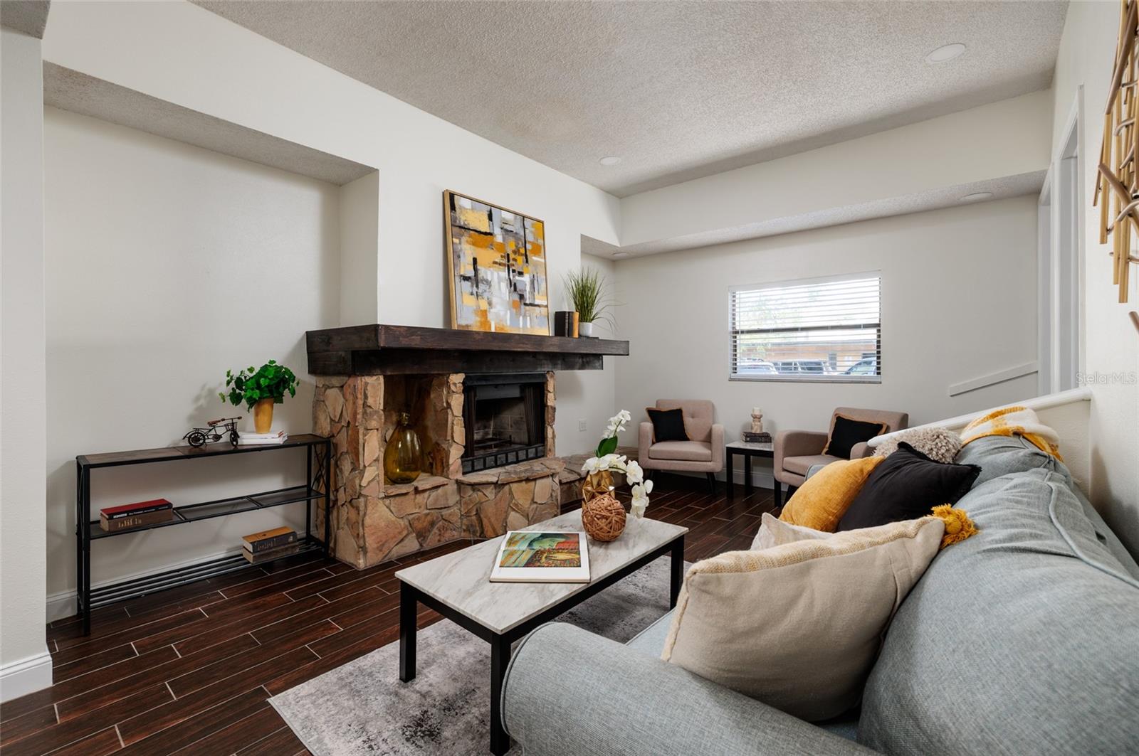 TIFFANY SUITES CONDO - Residential