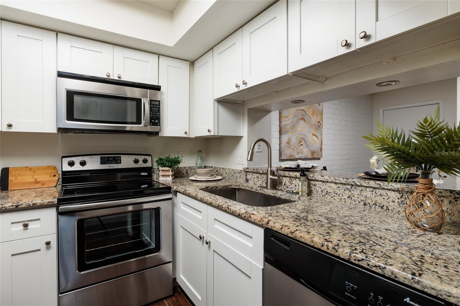 TIFFANY SUITES CONDO - Residential