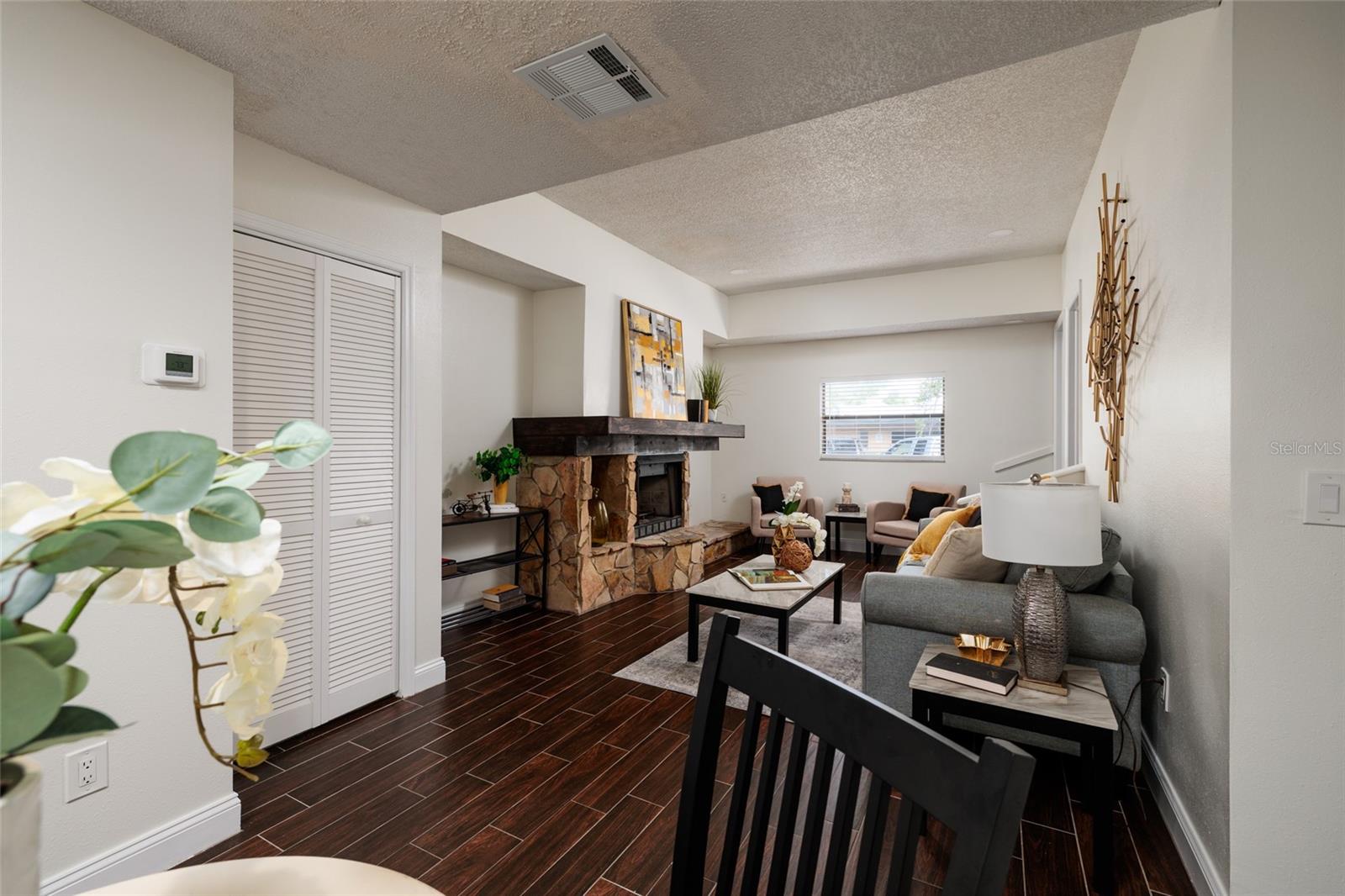 TIFFANY SUITES CONDO - Residential