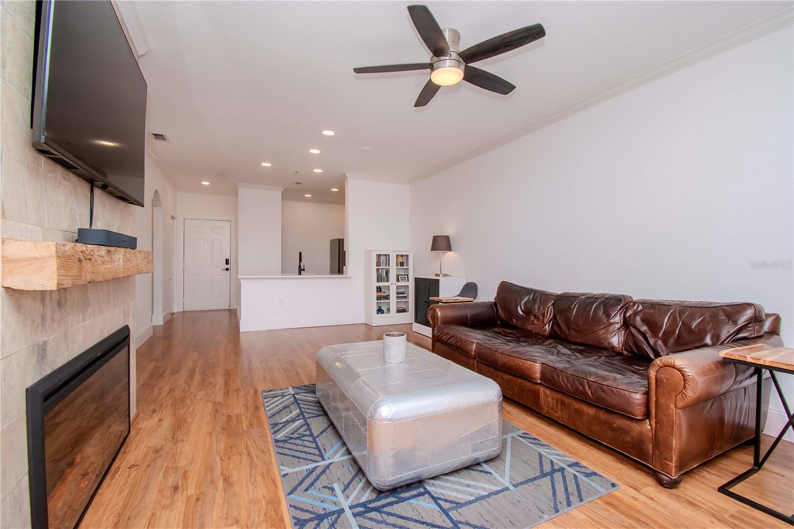 GRAND VENEZIA AT BAYWATCH CONDO - Residential