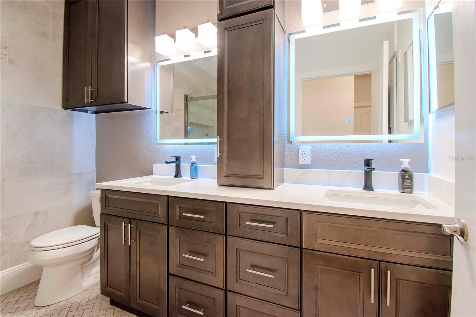 GRAND VENEZIA AT BAYWATCH CONDO - Residential