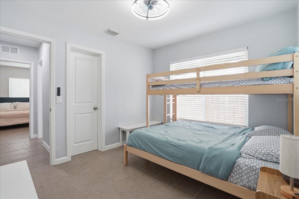 PASADENA ESTATES SEC C - Residential Lease