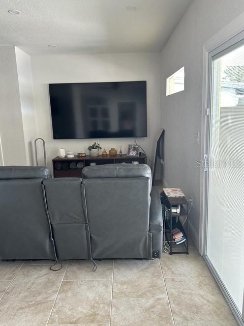 WEST TAMPA HEIGHTS - Residential Lease