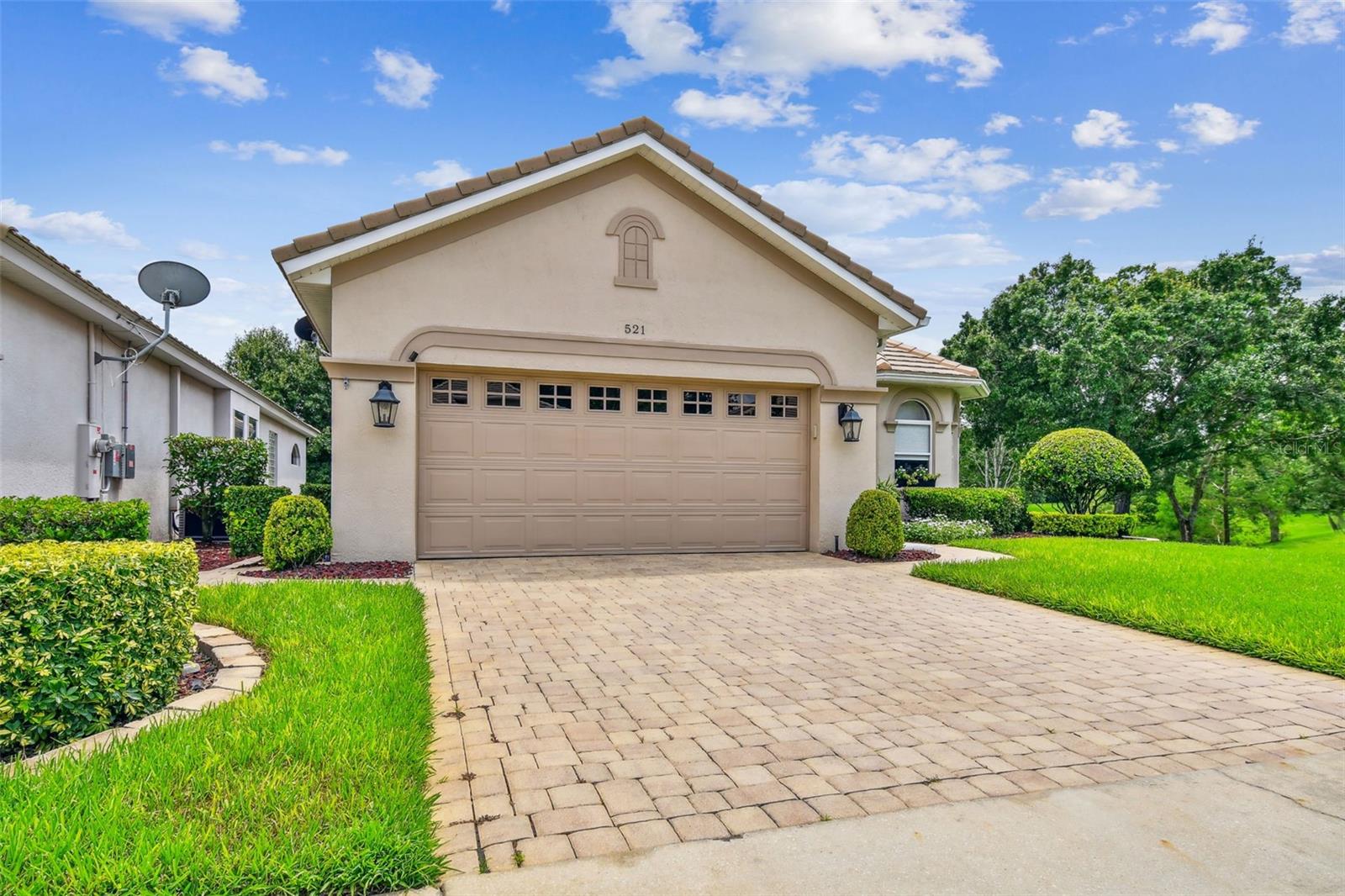 521 WESTON PLACE