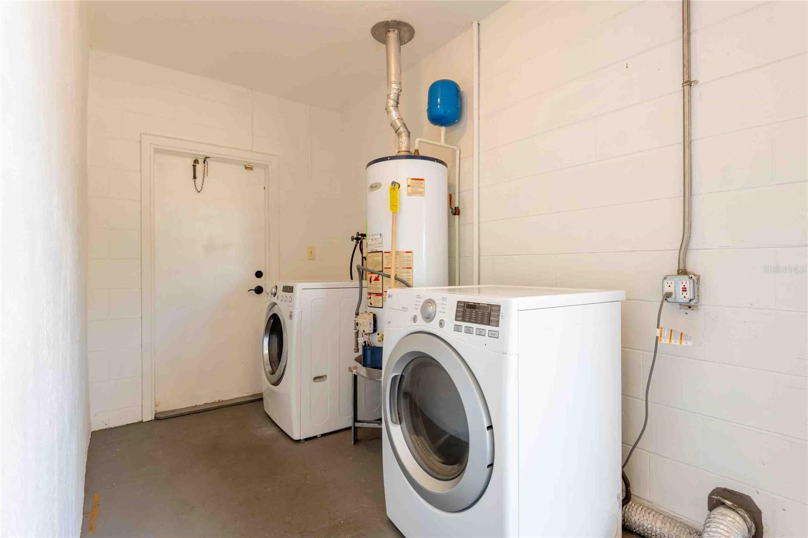 BAYVIEW TERRACE ROY SCOTTS - Residential