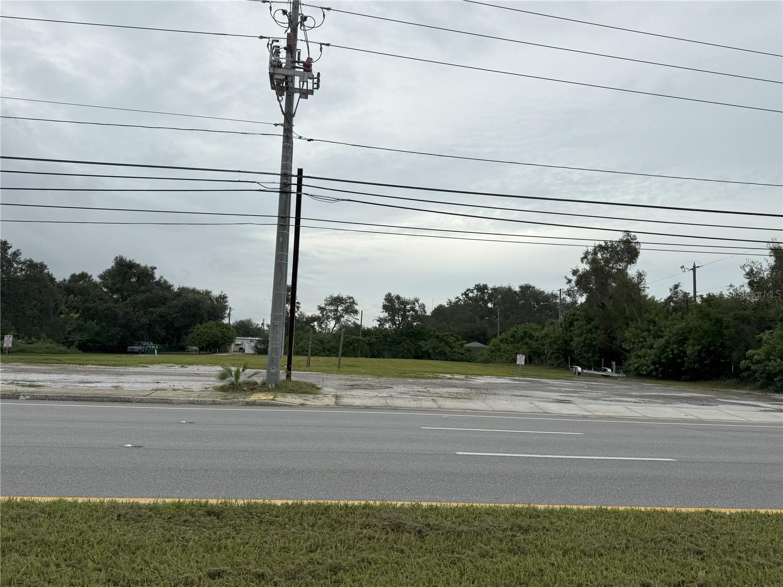 8071 SEMINOLE BOULEVARD