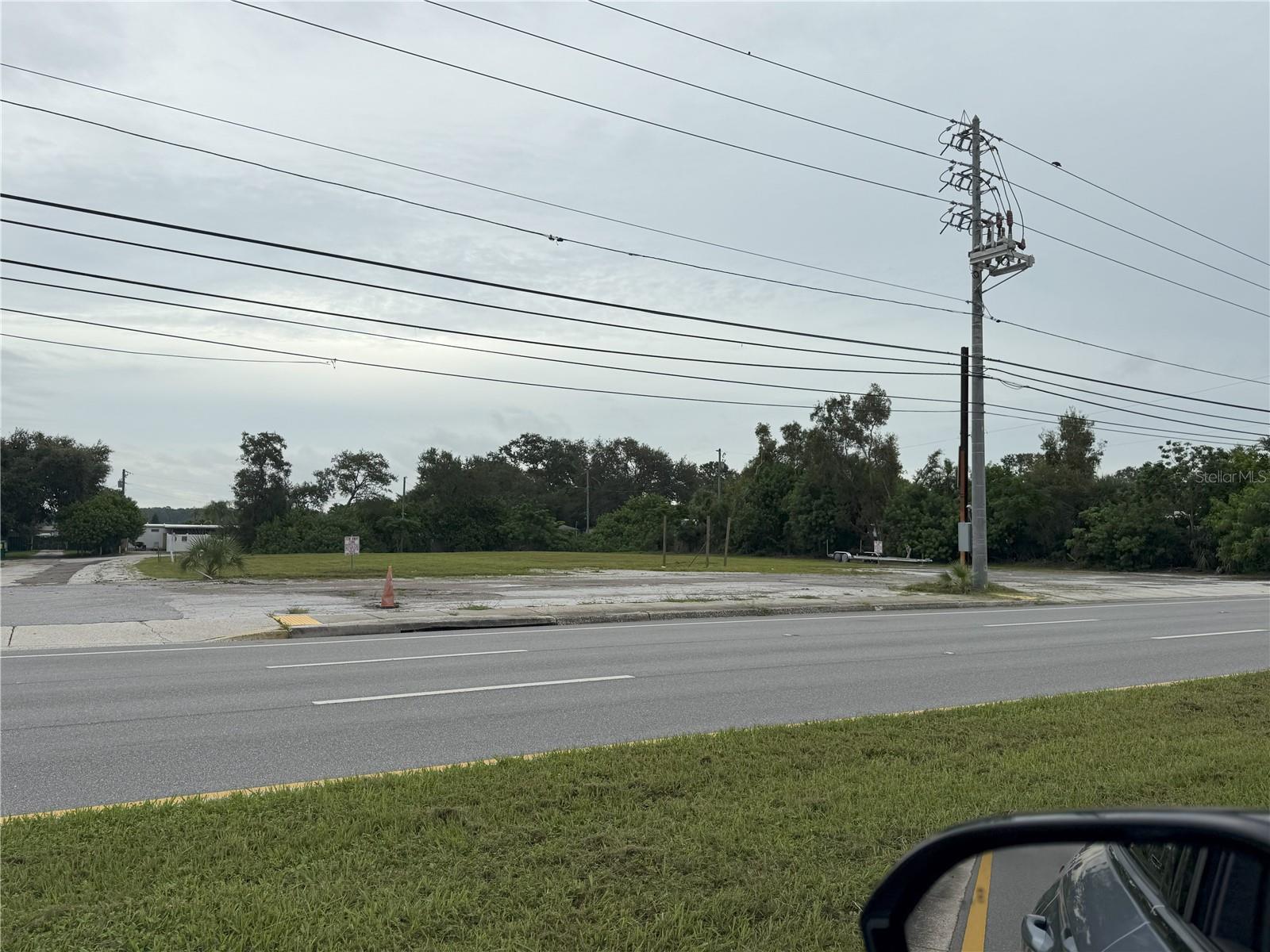 8071 SEMINOLE BOULEVARD