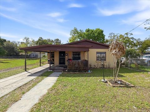 207 E DR MARTIN LUTHER KING JR BOULEVARD TAMPA FL 33603