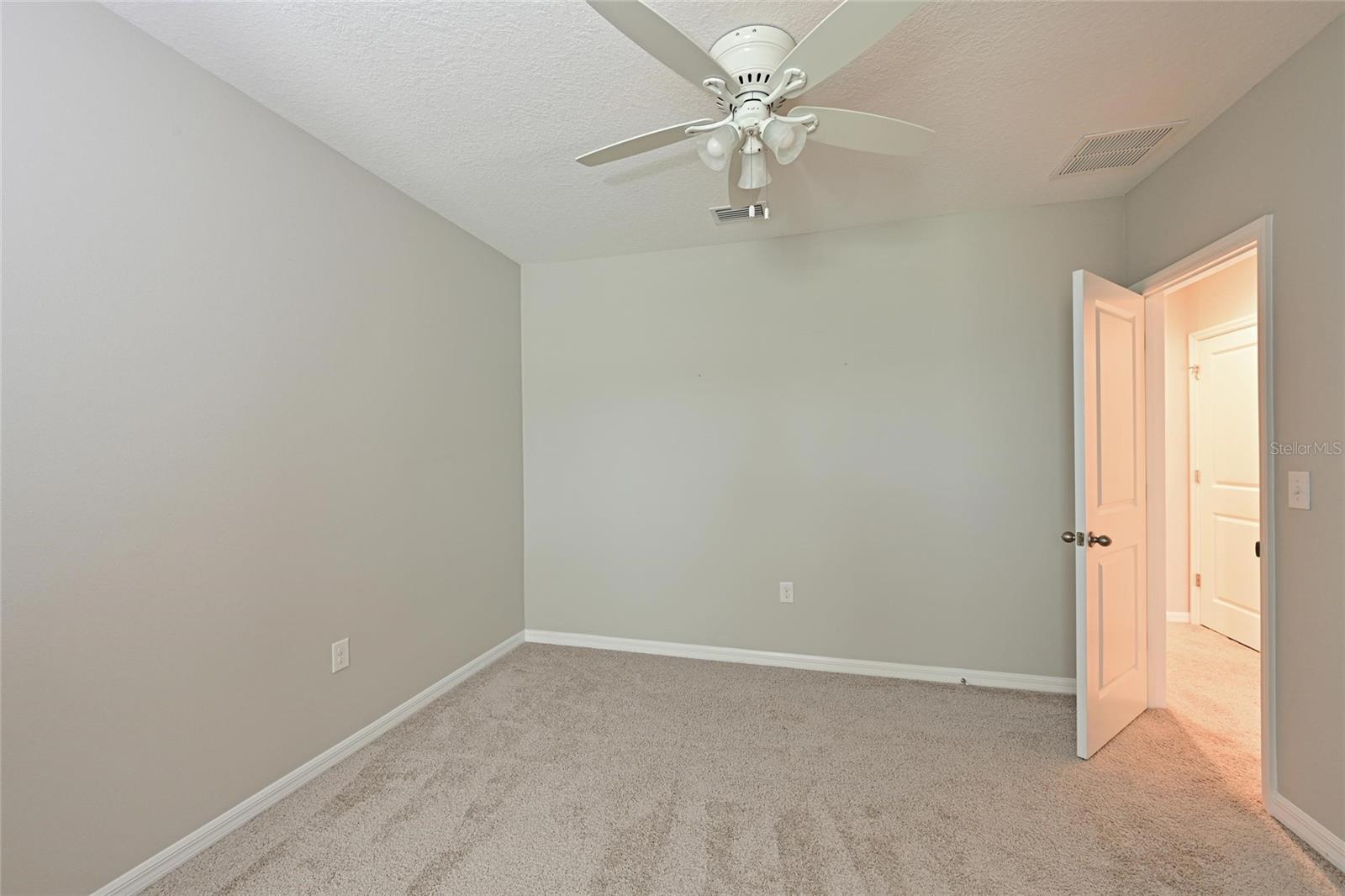 LANDING PH 1 - Residential