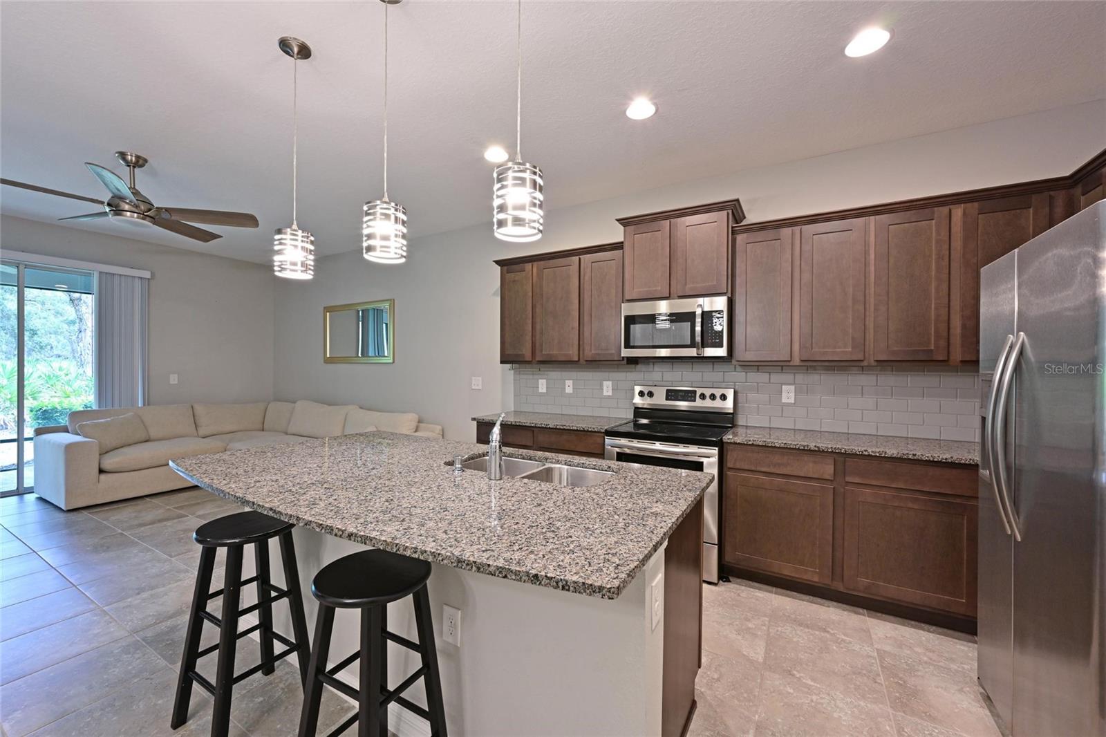 LANDING PH 1 - Residential