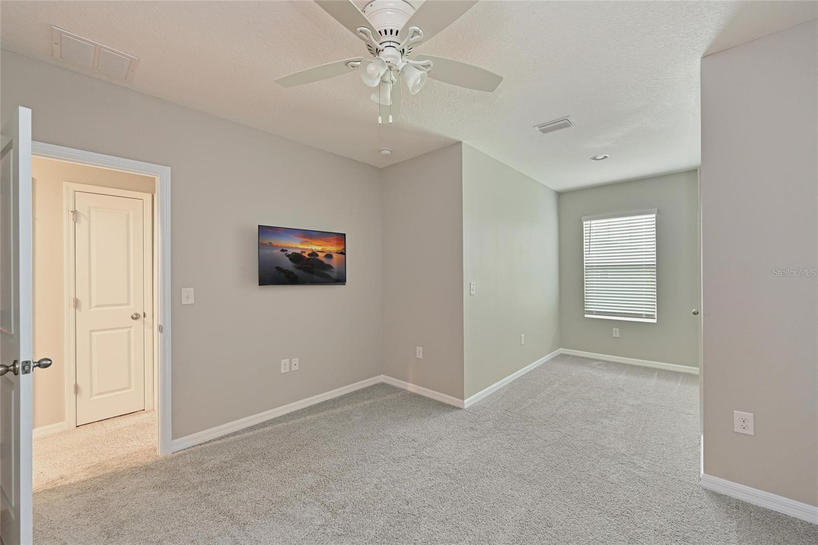 LANDING PH 1 - Residential