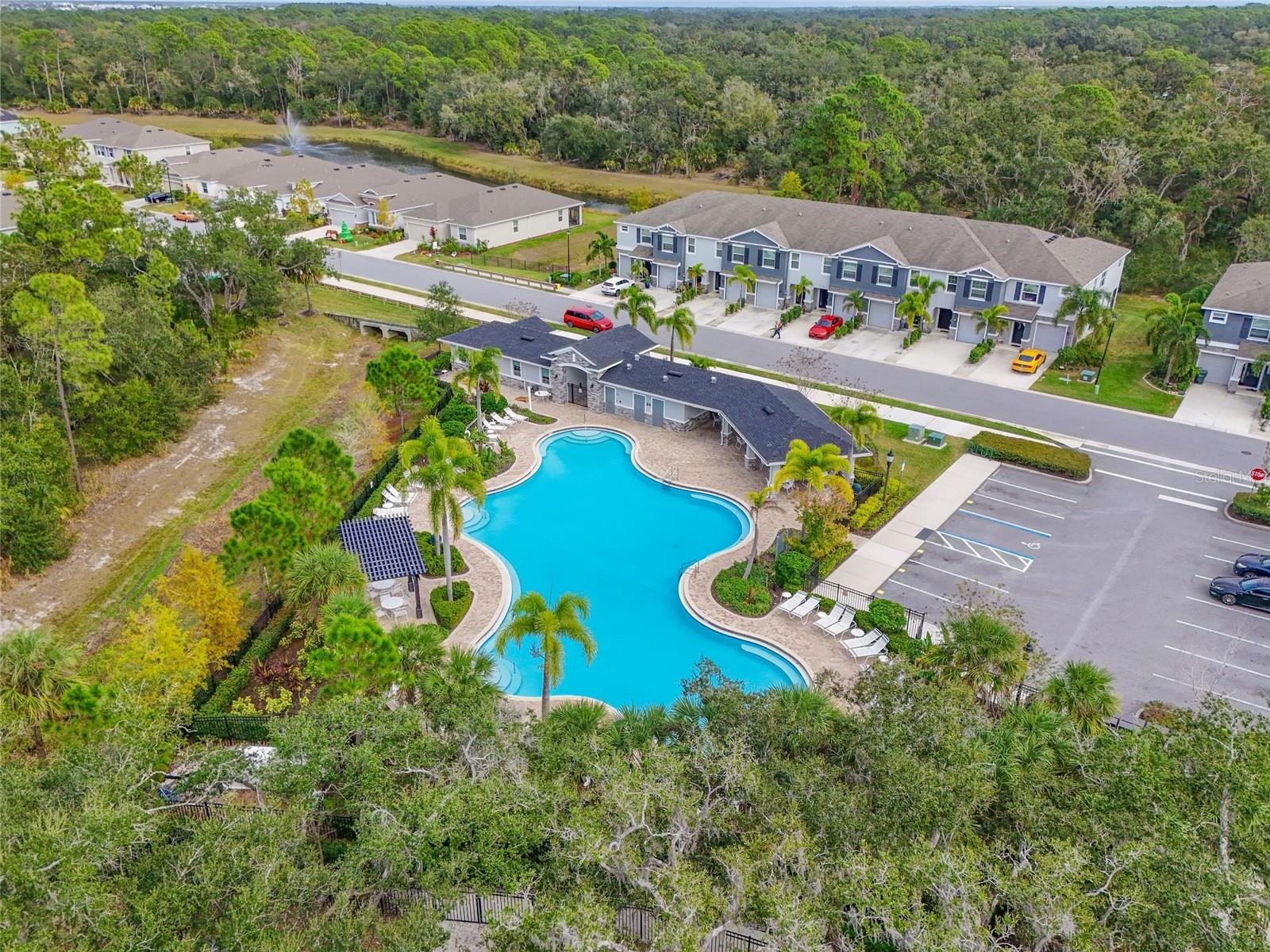 LANDING PH 1 - Residential