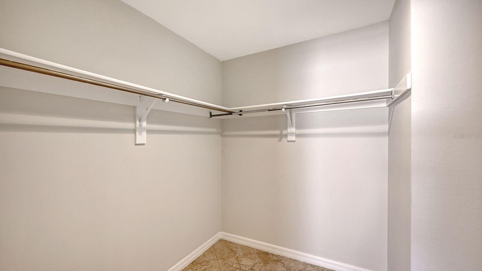 BENT TREE VILLAGE - Residential