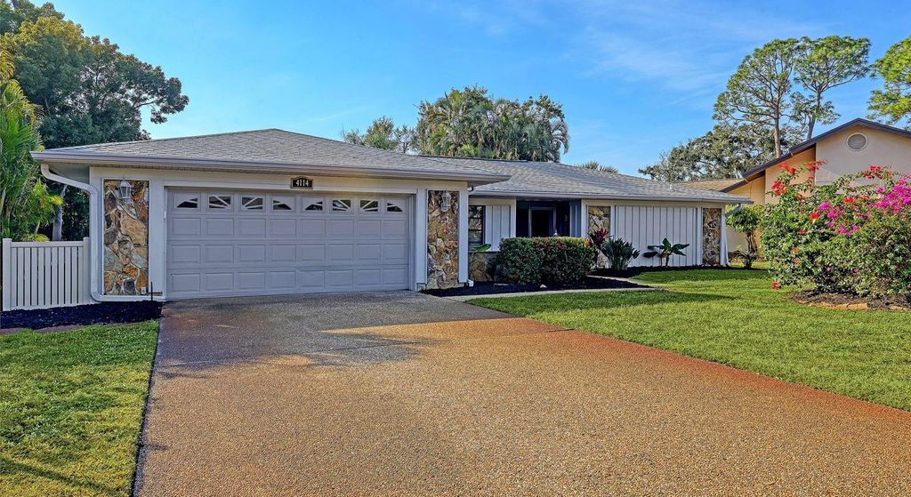 Photo of 4114 Macaulay Lane, Sarasota, FL 34241 (MLS # A4685767)