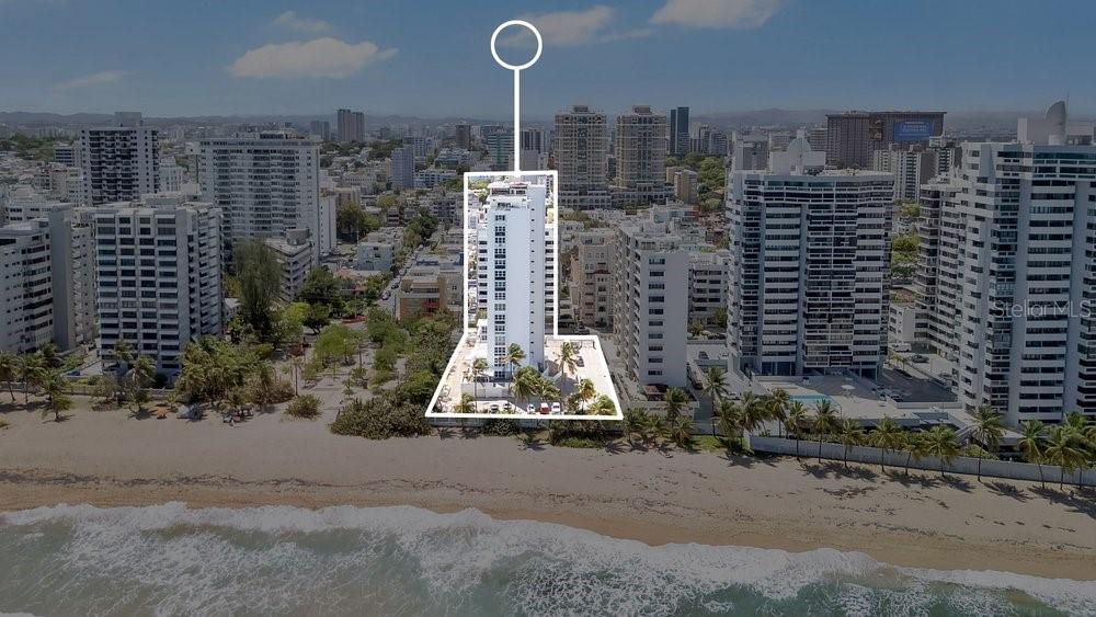 CONDOMINIO LAS OLAS - Residential